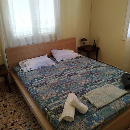 Vangelis House Near Athens Airport Artemida  Bagian luar foto